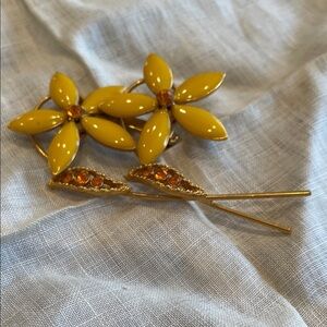 Yellow Floral brooch with orange rhinestones on gold
